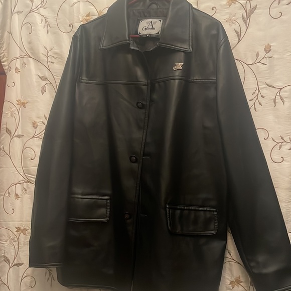 A Collezioni Authentic Leather Jacket. Brand New. - Picture 12 of 16